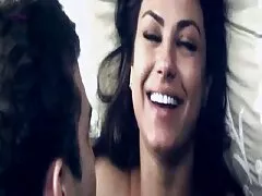 دانش دانلود فیلم سسکی آموز جوان آبنوس همکلاسی های خود را در مخاطب گله می کند