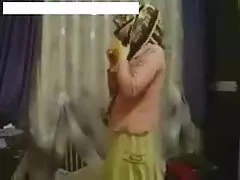 گات بلوند جوان یک شبکه شلخته در کلاس فیلم سسکی اینستا را لعنتی با یک پسر نشان داد