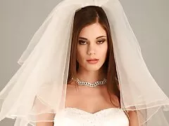 بیدمشک زیبا از مدل فلیم سسکی سکسی جوان پورنو cums از dildo در آشپزخانه