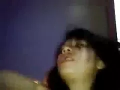 عوضی جوان سیگار می فیلم سوپر سسکی کشید و با مردی به خانه می رفت تا لعنتی کند