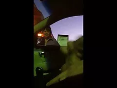 عمه دفتر قدیمی فیلم سوپر سسکی هاردکور همکار جوانش را لگد می زند