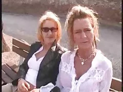 جوان لاتینا تصمیم فیلم سسکی داغ گرفت به جای ماساژ داغ ، با یک مشتری عشق بورزد